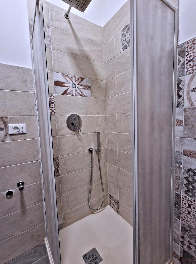 La Ca' Pezzana Affittaly Apartments Болонья Экстерьер фото