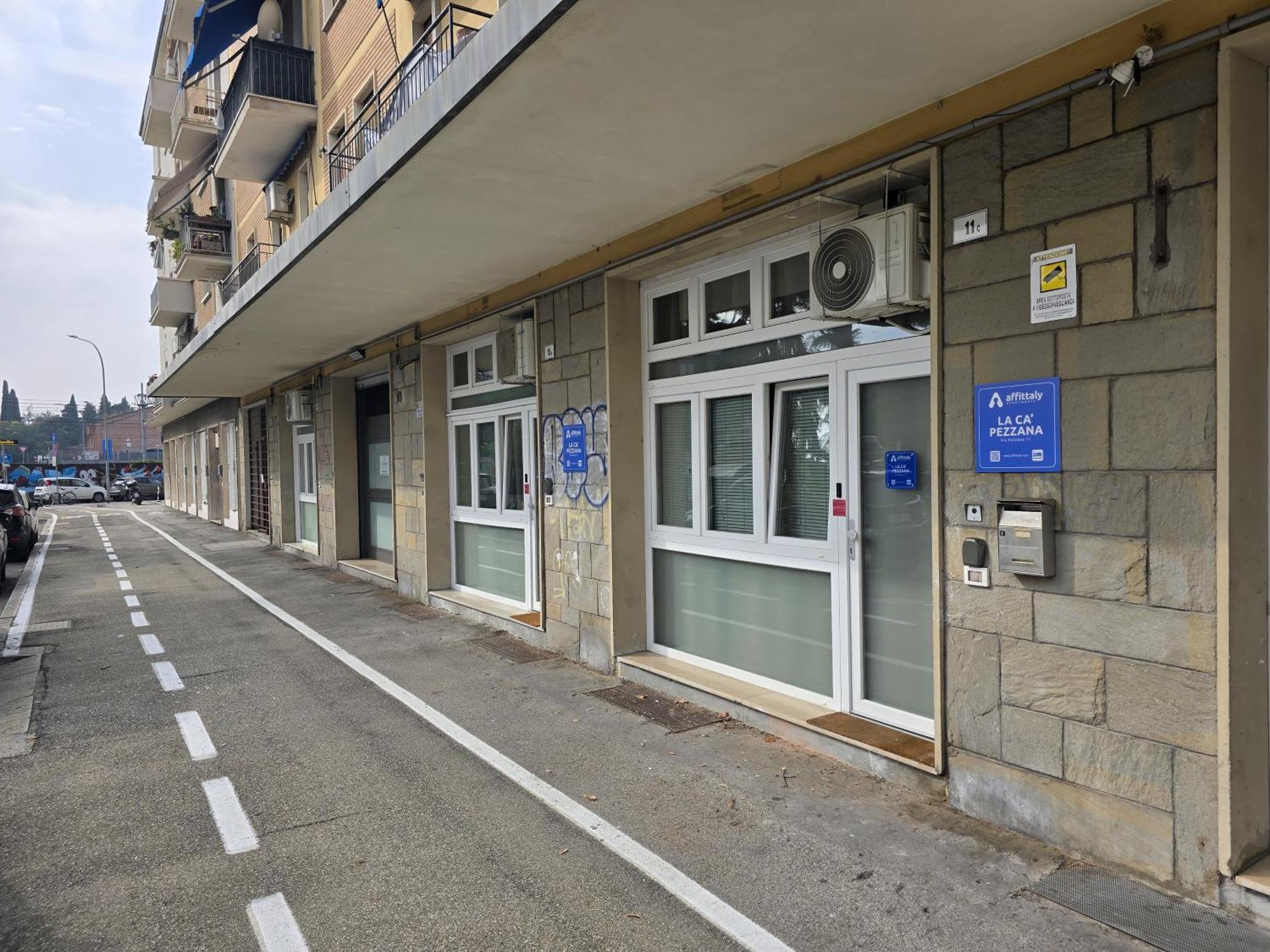La Ca' Pezzana Affittaly Apartments Болонья Экстерьер фото
