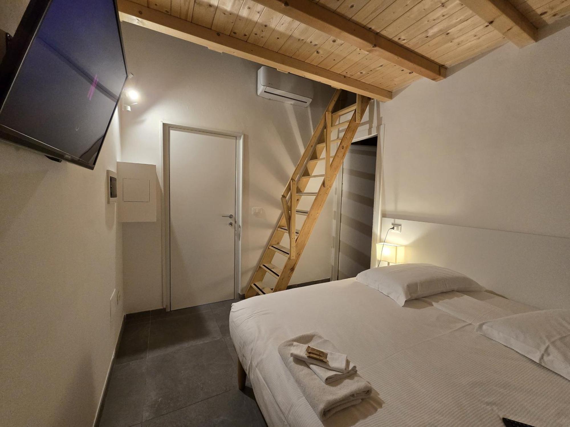 La Ca' Pezzana Affittaly Apartments Болонья Экстерьер фото