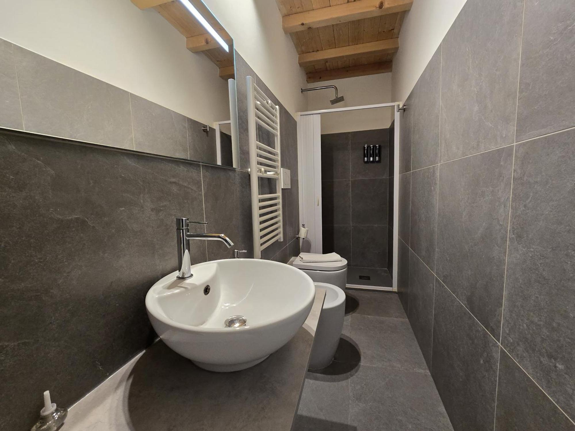 La Ca' Pezzana Affittaly Apartments Болонья Экстерьер фото