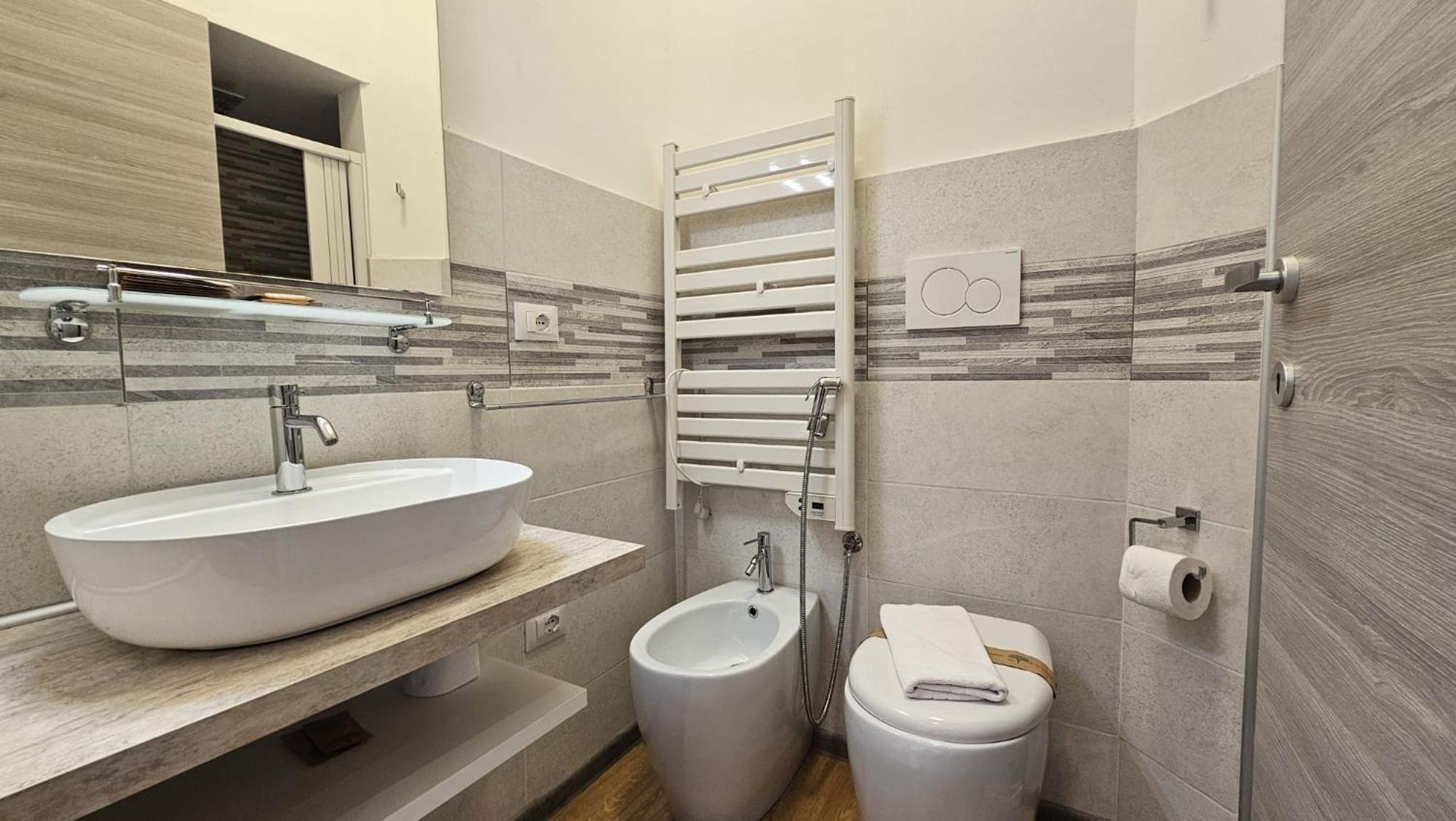 La Ca' Pezzana Affittaly Apartments Болонья Экстерьер фото